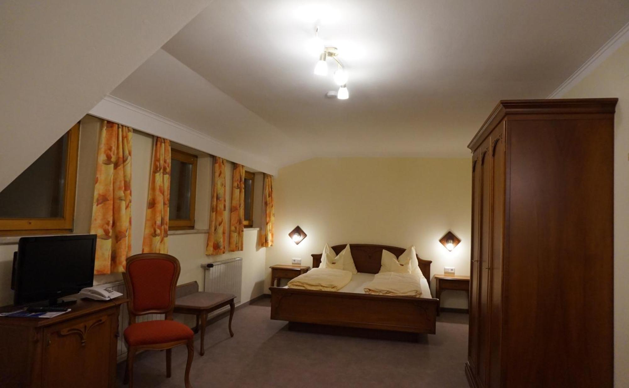 Landhotel Pacher Obervellach Rom bilde